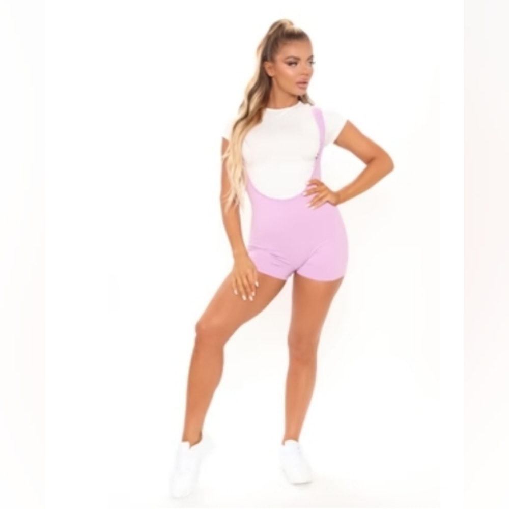 Lavender Women Overalls Stretch Straps Short with matching Shirt (L)